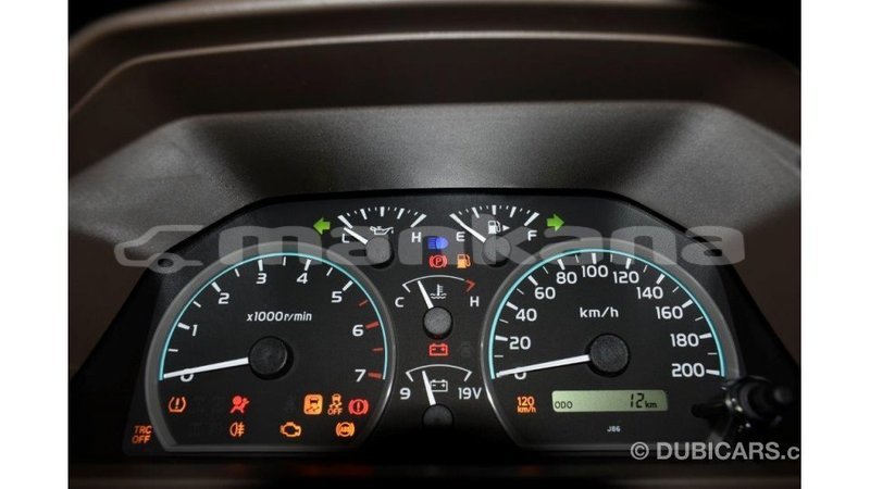 Big with watermark toyota land cruiser abhasia import dubai 2000