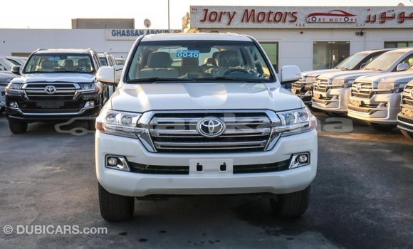 Buy Import Toyota Land Cruiser White Car in Import - Dubai in Abhasia Buy Import Toyota Land Cruiser White Car in Import - Dubai in Abhasia