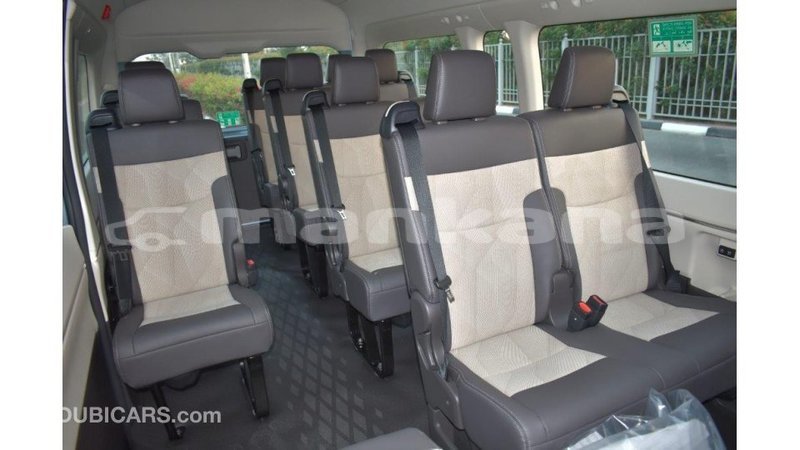 Big with watermark toyota hiace abhasia import dubai 2002