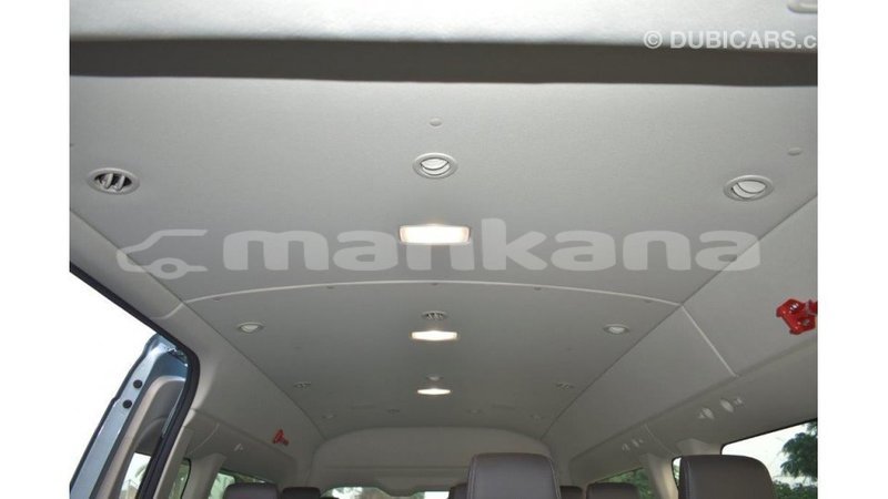 Big with watermark toyota hiace abhasia import dubai 2002
