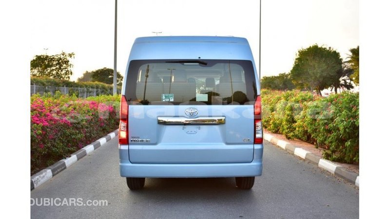 Big with watermark toyota hiace abhasia import dubai 2002