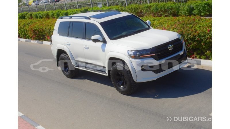 Big with watermark toyota land cruiser abhasia import dubai 2003