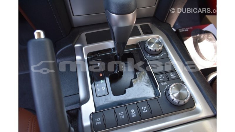 Big with watermark toyota land cruiser abhasia import dubai 2003