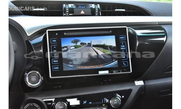 Buy Import Toyota Hilux White Car in Import - Dubai in Abhasia Buy Import Toyota Hilux White Car in Import - Dubai in Abhasia