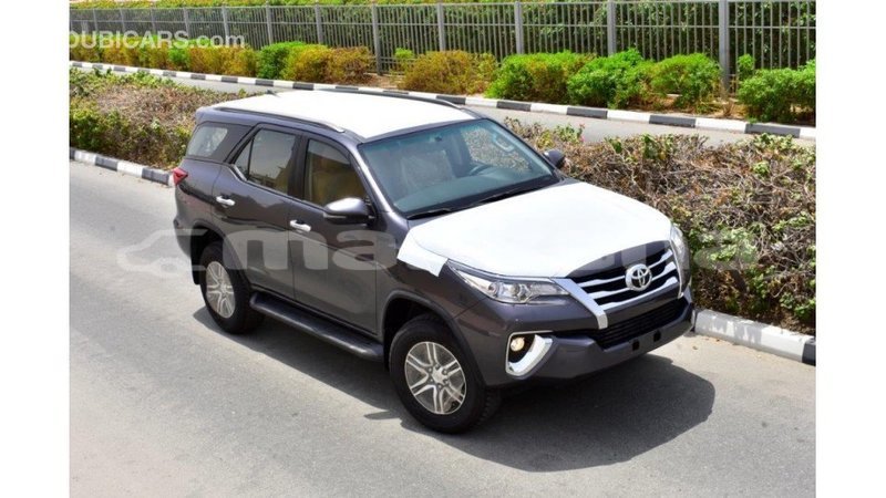 Big with watermark toyota fortuner abhasia import dubai 2007