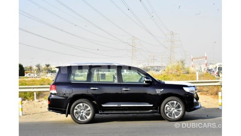 Big with watermark toyota land cruiser abhasia import dubai 2008