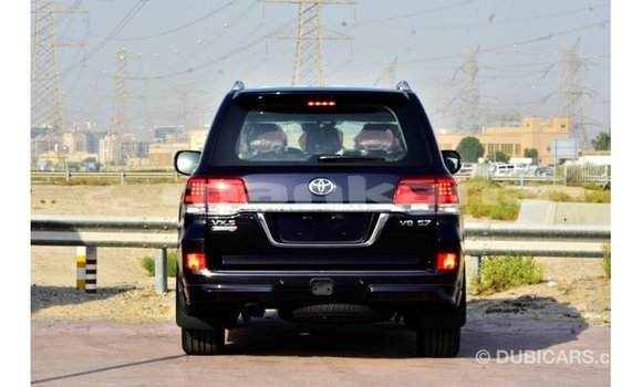 Buy Import Toyota Land Cruiser Black Car in Import - Dubai in Abhasia Buy Import Toyota Land Cruiser Black Car in Import - Dubai in Abhasia