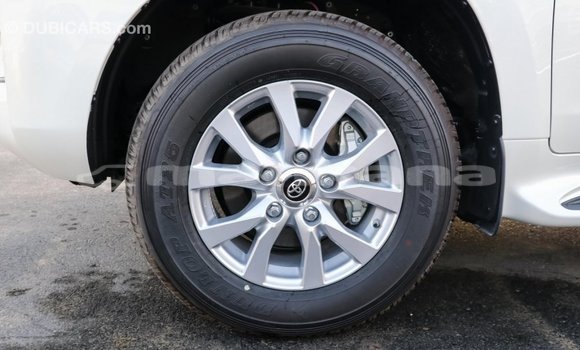 Buy Import Toyota Land Cruiser White Car in Import - Dubai in Abhasia Buy Import Toyota Land Cruiser White Car in Import - Dubai in Abhasia