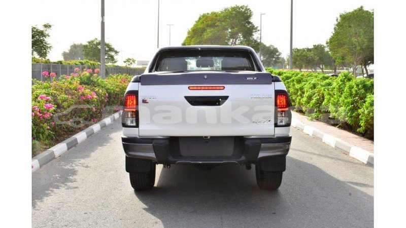 Big with watermark toyota hilux abhasia import dubai 2011