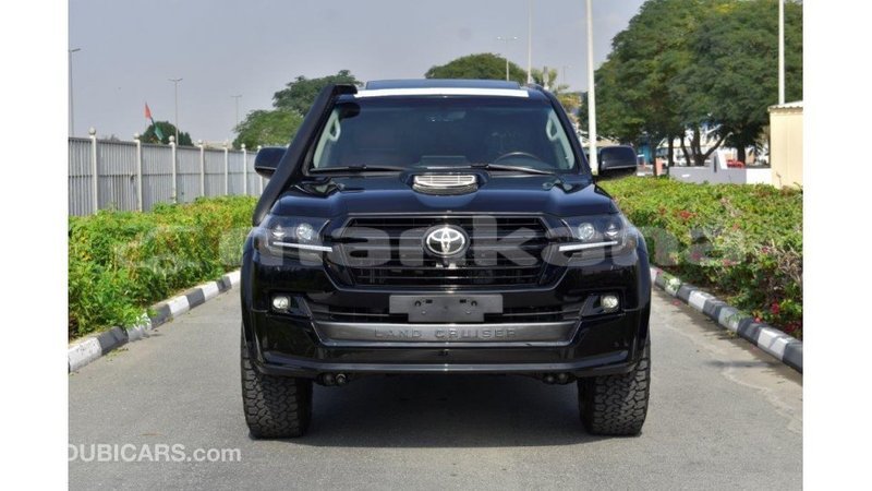 Big with watermark toyota land cruiser abhasia import dubai 2013