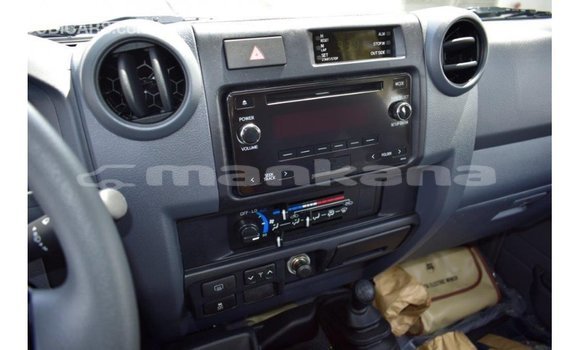 Buy Import Toyota Land Cruiser Beige Car in Import - Dubai in Abhasia Buy Import Toyota Land Cruiser Beige Car in Import - Dubai in Abhasia