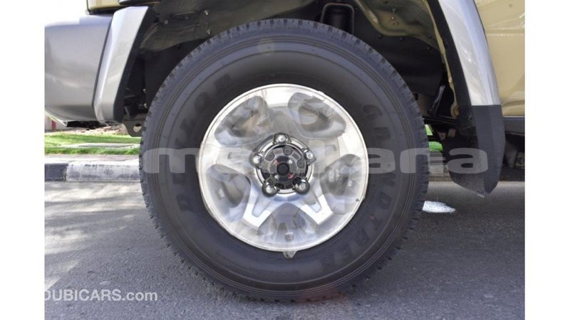 Big with watermark toyota land cruiser abhasia import dubai 2017