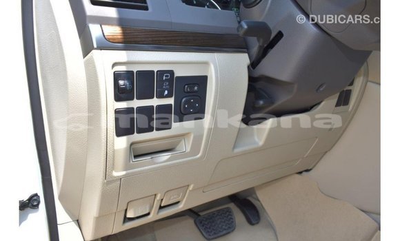 Buy Import Toyota Land Cruiser White Car in Import - Dubai in Abhasia Buy Import Toyota Land Cruiser White Car in Import - Dubai in Abhasia