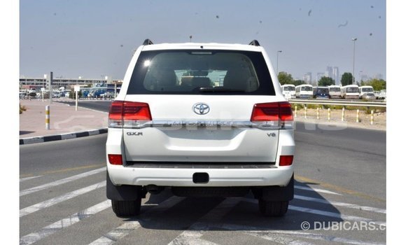 Buy Import Toyota Land Cruiser White Car in Import - Dubai in Abhasia Buy Import Toyota Land Cruiser White Car in Import - Dubai in Abhasia