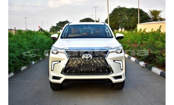 Buy Import Toyota Fortuner White Car in Import - Dubai in Abhasia Buy Import Toyota Fortuner White Car in Import - Dubai in Abhasia