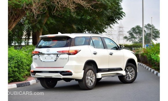 Buy Import Toyota Fortuner White Car in Import - Dubai in Abhasia Buy Import Toyota Fortuner White Car in Import - Dubai in Abhasia