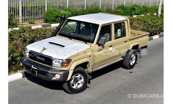 Buy Import Toyota Land Cruiser Beige Car in Import - Dubai in Abhasia Buy Import Toyota Land Cruiser Beige Car in Import - Dubai in Abhasia