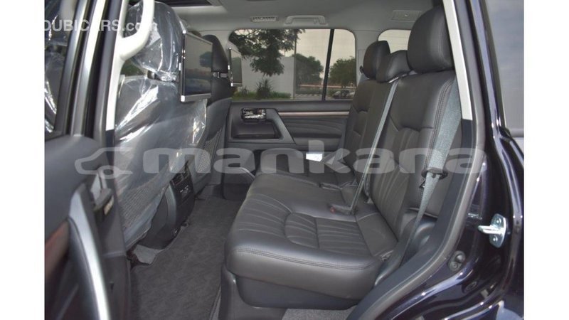Big with watermark toyota land cruiser abhasia import dubai 2030