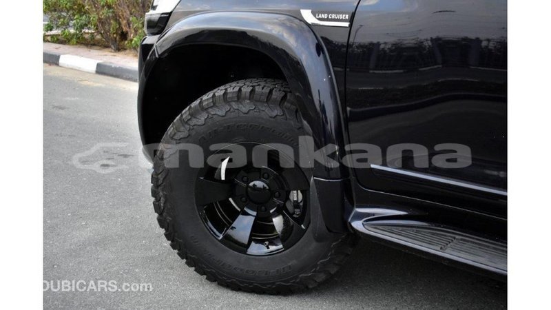 Big with watermark toyota land cruiser abhasia import dubai 2030