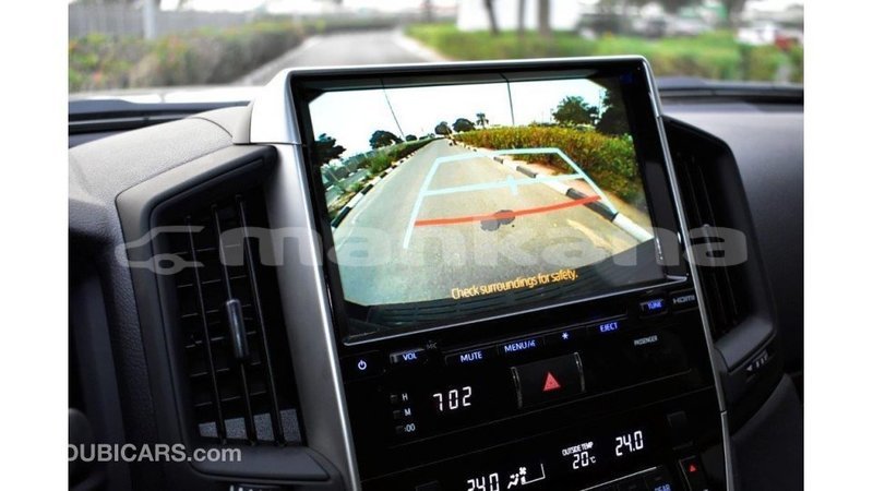 Big with watermark toyota land cruiser abhasia import dubai 2030