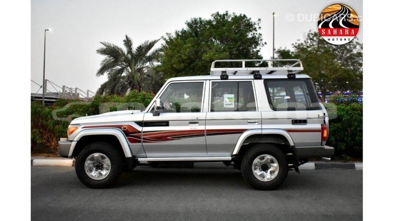 Big with watermark toyota land cruiser abhasia import dubai 2032