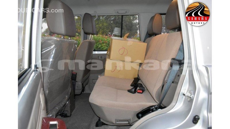 Big with watermark toyota land cruiser abhasia import dubai 2032