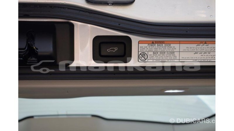 Big with watermark toyota land cruiser abhasia import dubai 2033
