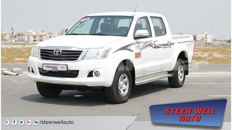 Big with watermark toyota hilux abhasia import dubai 2047