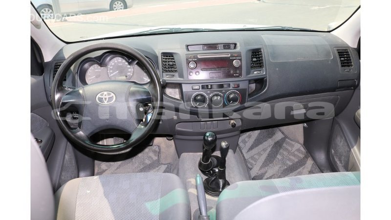 Big with watermark toyota hilux abhasia import dubai 2047