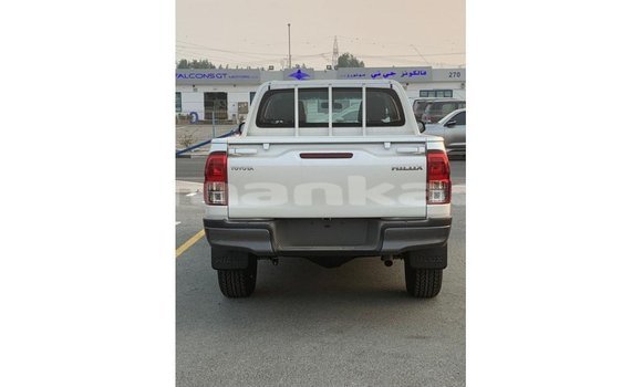 Buy Import Toyota Hilux White Car in Import - Dubai in Abhasia Buy Import Toyota Hilux White Car in Import - Dubai in Abhasia