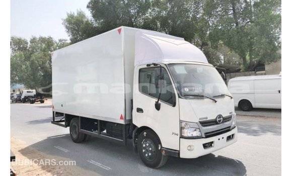 Buy Import Hino 300 Series White Truck in Import - Dubai in Abhasia Buy Import Hino 300 Series White Truck in Import - Dubai in Abhasia