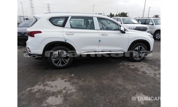 Buy Import Hyundai Santa Fe White Car in Import - Dubai in Abhasia Buy Import Hyundai Santa Fe White Car in Import - Dubai in Abhasia