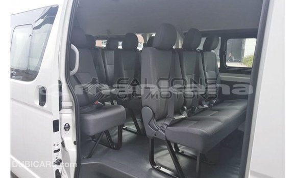 Buy Import Toyota Hiace White Car in Import - Dubai in Abhasia Buy Import Toyota Hiace White Car in Import - Dubai in Abhasia