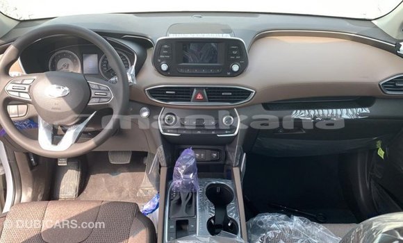 Buy Import Hyundai Santa Fe White Car in Import - Dubai in Abhasia Buy Import Hyundai Santa Fe White Car in Import - Dubai in Abhasia