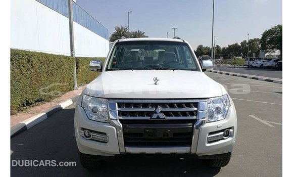 Buy Import Mitsubishi Pajero White Car in Import - Dubai in Abhasia Buy Import Mitsubishi Pajero White Car in Import - Dubai in Abhasia