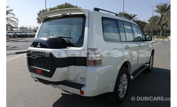 Buy Import Mitsubishi Pajero White Car in Import - Dubai in Abhasia Buy Import Mitsubishi Pajero White Car in Import - Dubai in Abhasia