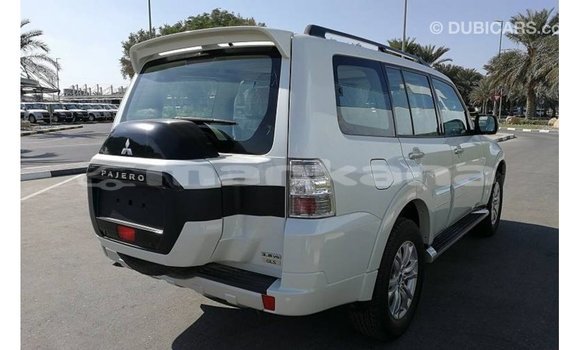 Buy Import Mitsubishi Pajero White Car in Import - Dubai in Abhasia Buy Import Mitsubishi Pajero White Car in Import - Dubai in Abhasia