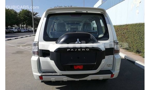 Buy Import Mitsubishi Pajero White Car in Import - Dubai in Abhasia Buy Import Mitsubishi Pajero White Car in Import - Dubai in Abhasia