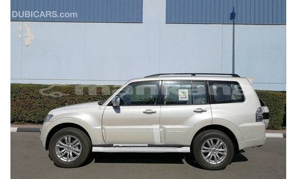 Buy Import Mitsubishi Pajero White Car in Import - Dubai in Abhasia Buy Import Mitsubishi Pajero White Car in Import - Dubai in Abhasia