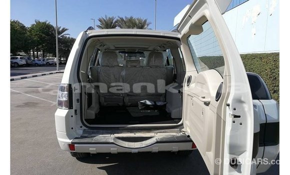 Buy Import Mitsubishi Pajero White Car in Import - Dubai in Abhasia Buy Import Mitsubishi Pajero White Car in Import - Dubai in Abhasia