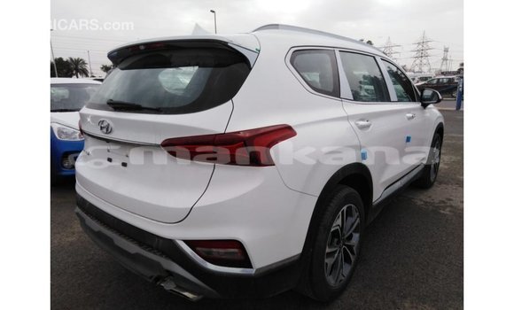 Buy Import Hyundai Santa Fe White Car in Import - Dubai in Abhasia Buy Import Hyundai Santa Fe White Car in Import - Dubai in Abhasia
