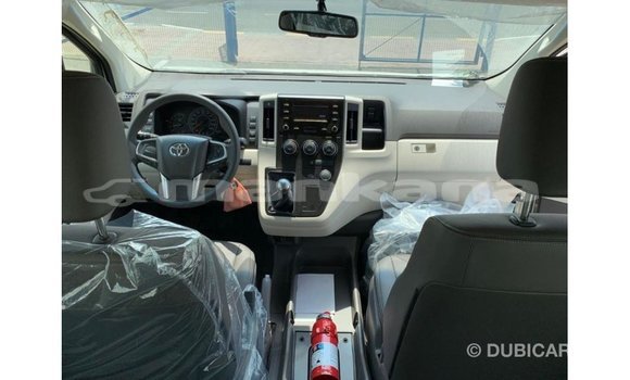 Buy Import Toyota Hiace White Car in Import - Dubai in Abhasia Buy Import Toyota Hiace White Car in Import - Dubai in Abhasia