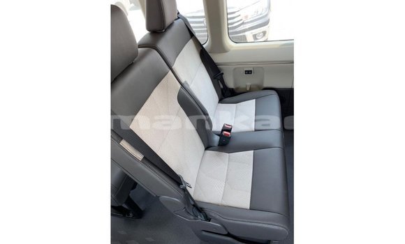 Buy Import Toyota Hiace White Car in Import - Dubai in Abhasia Buy Import Toyota Hiace White Car in Import - Dubai in Abhasia