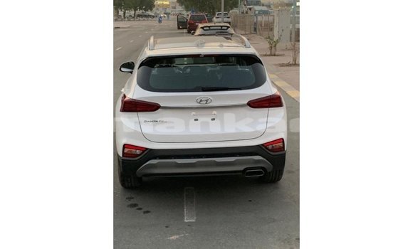 Buy Import Hyundai Santa Fe White Car in Import - Dubai in Abhasia Buy Import Hyundai Santa Fe White Car in Import - Dubai in Abhasia