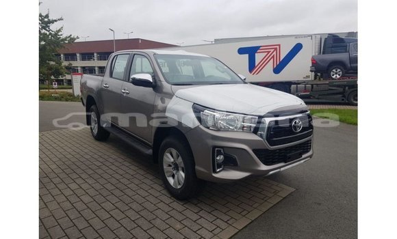 Buy Import Toyota Hilux Brown Car in Import - Dubai in Abhasia Buy Import Toyota Hilux Brown Car in Import - Dubai in Abhasia