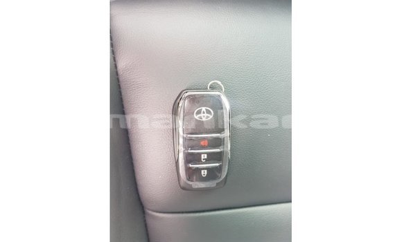 Buy Import Toyota Hilux Brown Car in Import - Dubai in Abhasia Buy Import Toyota Hilux Brown Car in Import - Dubai in Abhasia