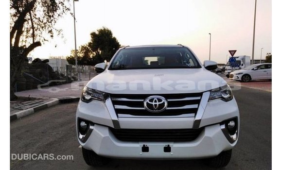 Buy Import Toyota Fortuner White Car in Import - Dubai in Abhasia Buy Import Toyota Fortuner White Car in Import - Dubai in Abhasia