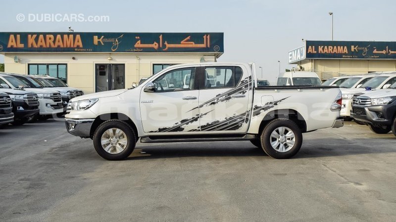 Big with watermark toyota hilux abhasia import dubai 2087