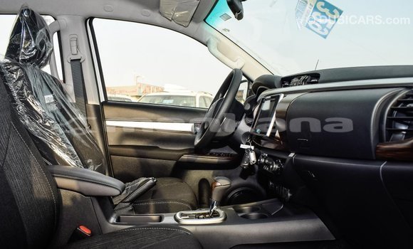 Buy Import Toyota Hilux White Car in Import - Dubai in Abhasia Buy Import Toyota Hilux White Car in Import - Dubai in Abhasia