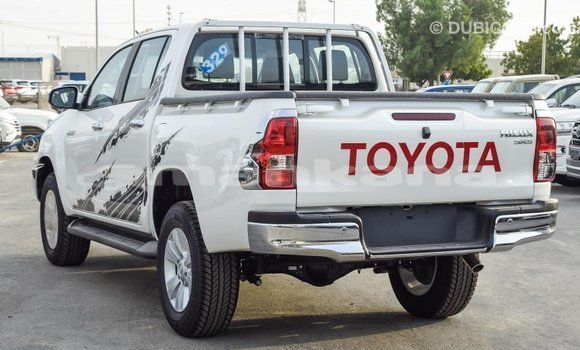 Buy Import Toyota Hilux White Car in Import - Dubai in Abhasia Buy Import Toyota Hilux White Car in Import - Dubai in Abhasia